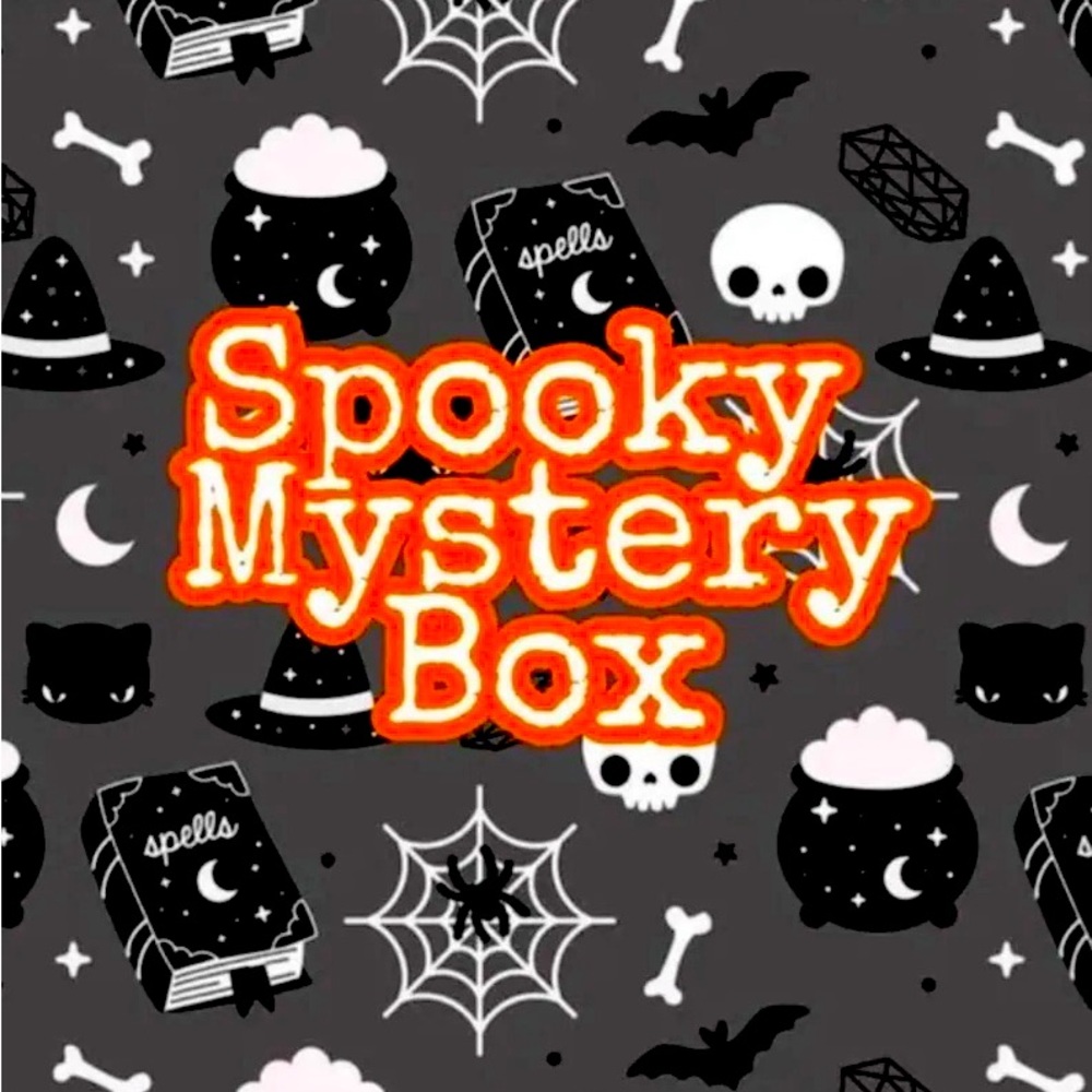BBW HALLOWEEN MYSTERY BOX.. INCLUDES 6 ITEMS OF SPOOKY STUFF..